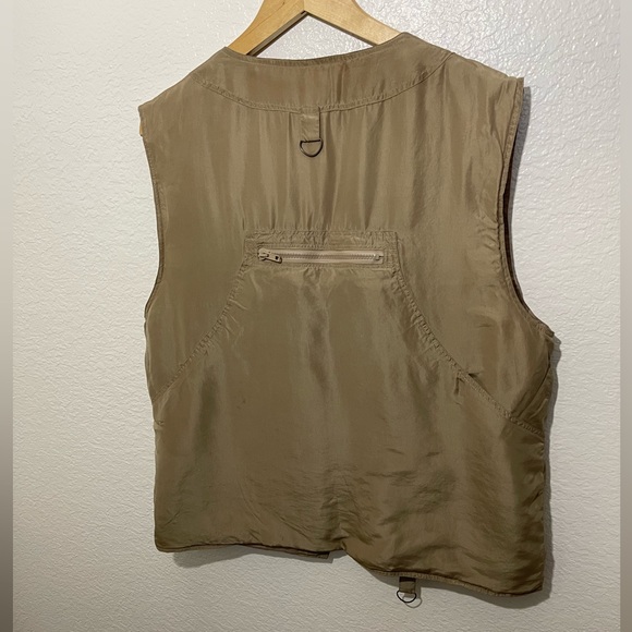 2-Piece set.  Women’s Khaki Utility Safari Photography Vest & Short Set Size XL - Picture 4 of 12